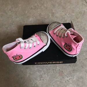 NIB Cocomelon inspired bling Converse toddler high top shoes great for gift New